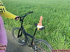 FIRST OUTDOOR COCK - The wettest bike rail ever!!!