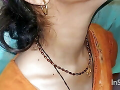 After going to the office of the hubby, the wife made a honeymoon with her father-in-law and had a lot of fuck-fest