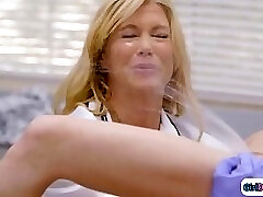 Unsuspecting doctor gets squirted in her face