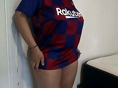 PERVERTED MILF LETS STEPSON Jizm ON HAIRY PUSSY