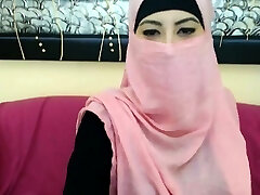 Genuine Bashful Arabic Hotties Naked just on Cybersluts