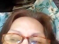 Granny Evenyn Santos does anal flash again.
