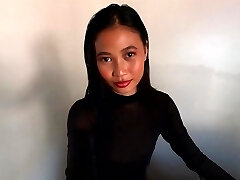 Pretty and natural girl Hiromi flashes her taut tits during sensitive solo