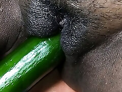 Beautiful pyaasi bhabhi ritu fuckfest with kheera in filthy hindi audio