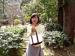 ASIAN JAPANESE Pornography HOT MILF GETS A DILDO FUCK AFTER