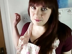 Steaming MILF Mom Takes Creampie HD