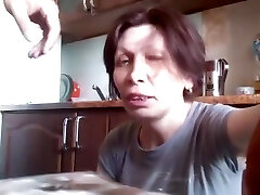 Homemade rough ass-fuck sex with mature mom and squirting