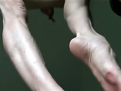 Hot Flexible Granny Goldsole57 Shows You Her Extraordinaire Sexy Legs