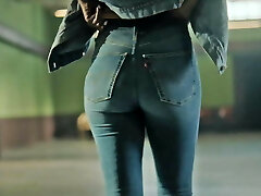 Deepika&rsquo;s booty