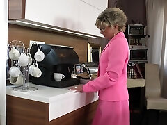 Mature hottie strips after work to toy her wet pussy
