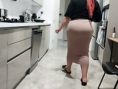 I love observing my stepmother at work