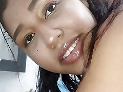 I fuck a university student, she is a highly pretty brunette with big bosoms