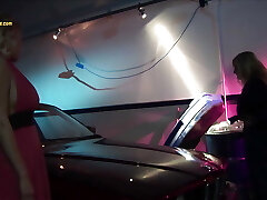 Classic car host Two babes