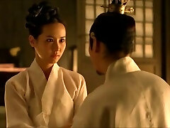 The Concubine (2012) Jo Yeo-jeong - scene3