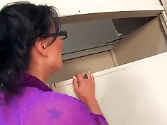 Schoolteacher helps student pass