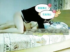 大奶退休女教师在家里和学生做爱