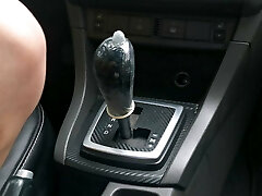 Mega-bitch jumps on the gearshift knob