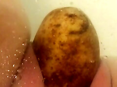 Potato Insertion in Tub