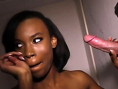 Ivory Logan Is Really Want To Suck Gloryhole Stiffy