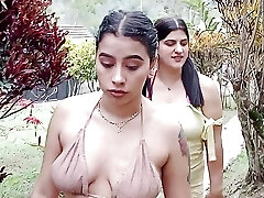 Ultra-kinky lesbos with big caboose take advantage of home alone to lick their pussies in the pool - Porn in Spanish