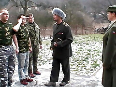 Gangbang for a super-steamy brunette thirsty for sex and torrid cum in a