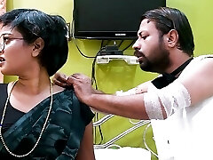 STUDENT DON'T Control HIMSELF WHEN SEE HIS SEXY TEACHER, Xxx SEX, SEXY Banging GIRL SRABONI, DESI QUEEN