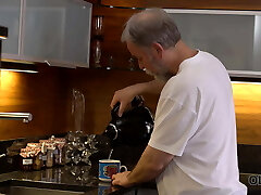 OLD4K. Caring old boy coaxes wife to begin new day