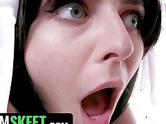 Cosplay Queen Loves Cock In Her Tight Culo feat. Keira Croft - Teens Love Anal