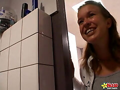 Dutch gangbang with 1 female and 4 guys!