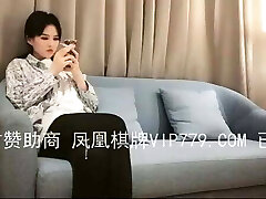 Asian Cougar Slut Amateur Creampied by Big Cock