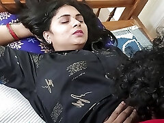 T-shirt and lungi removal and underwear only ass lick and bumpers smooch hot romance of Vaishnavy and Sharun Raj, Mallu hot couple