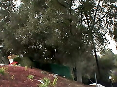 Kleine junge notgeile Thai steckt Big Black Cock komplett weg