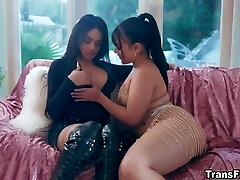 Eva Maxim And Summer Col In Perceive Attracted To