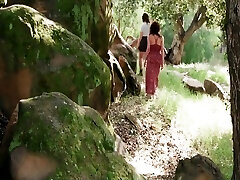 Trans Babe Luvs Bird Watching With Siri 6 Min