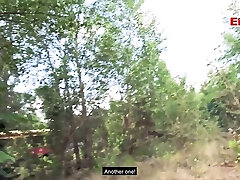 tedesco rosso techno cagna teen fanculo in pubblico