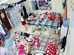 chinese girls keez dog fucks girl.2