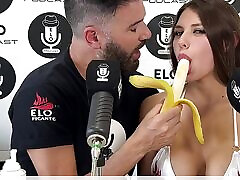 MILI ZANOTTI TASTE THE shemala pornolari WITH ELO PODCAST