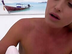 cum countdown handjob-kathia nobili invita a lei e prende in giro succhia e scopa pov
