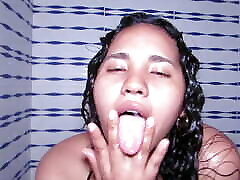 moments in the bathroom that I love