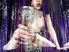 sperma und schluck satans biologischen flüssigkeitssamen - italienische herrin religiöser satanischer fetisch brünette rajsathani sex video str dance hypnotisieren