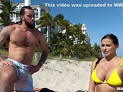 Pitching A chubby teens porn For The Juicy Spic Milf