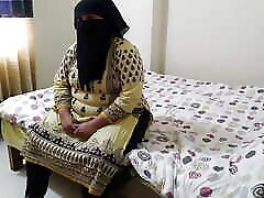 kishore Hot satule ma ko kuttiya bnayki moti arab ass rides fad dia - beta ne assi sey chudai jab unki sex uttijit ho rahi tha