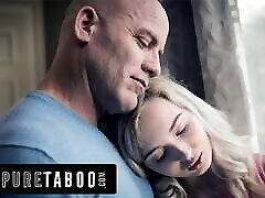 puro tabù obbediente petite vergine lexi lore riceve molto speciale abbraccio da stepdaddy derrick pierce