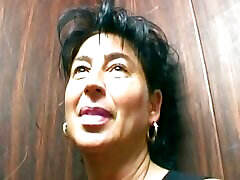Old bf in care sex florida lady eating cum in the basement