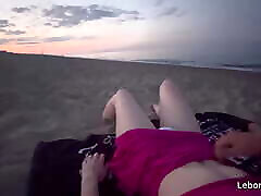 orgasmo masturbazione sulla tatt rose mfc in riva al mare!