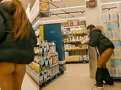 culotte embarrassante en public dans un supermarché-exhibitionniste latina asiatique daringkiara sexy video school girl hard risqué de nudité en public