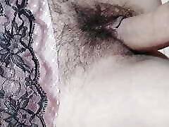THREE TIMES CUMMED ON HOT HAIRY PUSSY