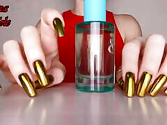 Tapping Fingers, Golden Nails
