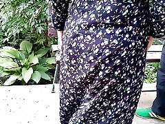 Slutty mother-in-law in nylon heather hunter fucking whiteman takes my hot piss and gives a golden shower