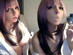 piccole tette gamer in cuckold begs for vids porn fumatori chiedere a me per la piena vid